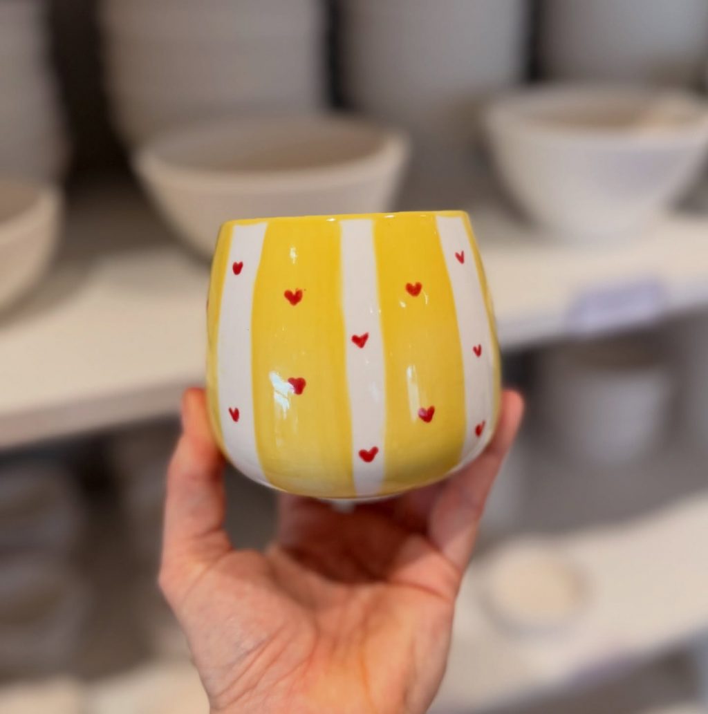 Instagram post from lamooikeramik. This post is in position 6.