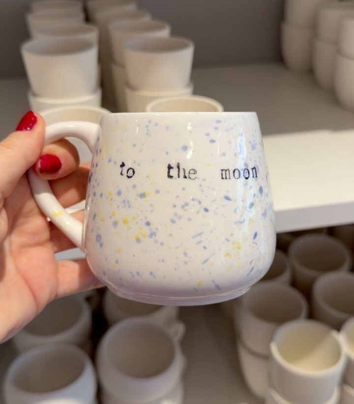 Instagram post from lamooikeramik. This post is in position 3.