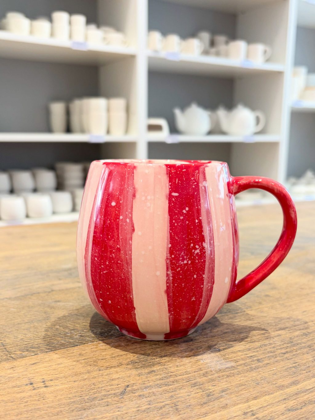 Instagram post from lamooikeramik. This post is in position 4.