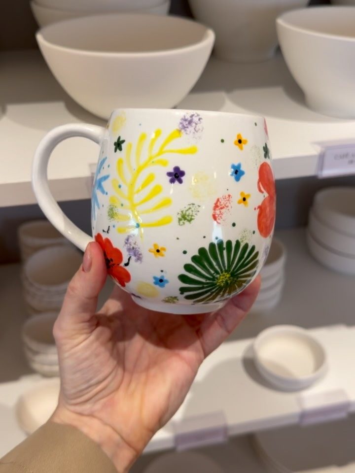 Instagram post from lamooikeramik. This post is in position 10.