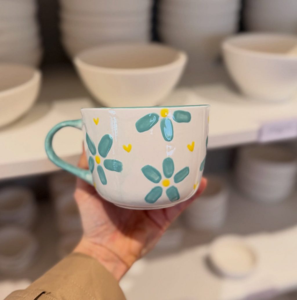 Instagram post from lamooikeramik. This post is in position 2.