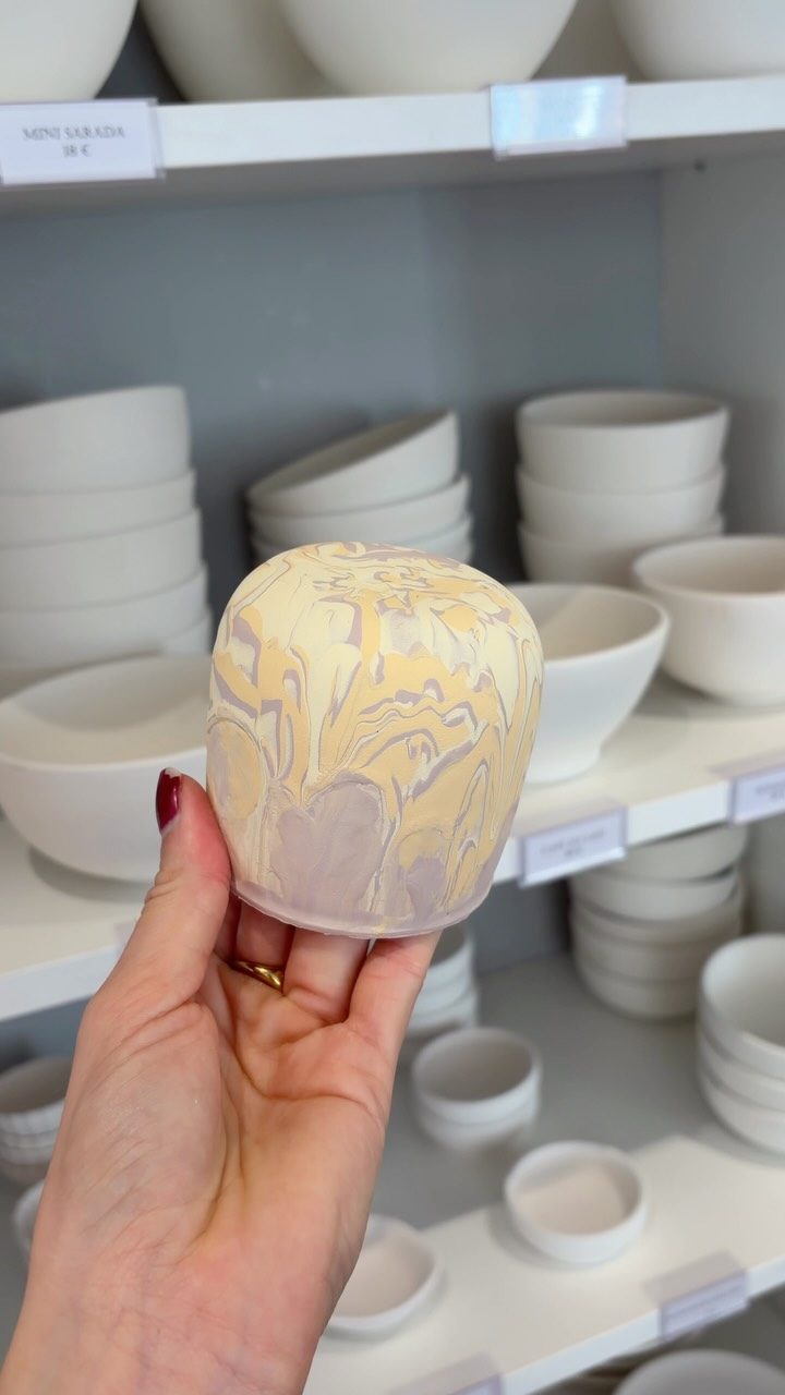 Instagram post from lamooikeramik. This post is in position 1.