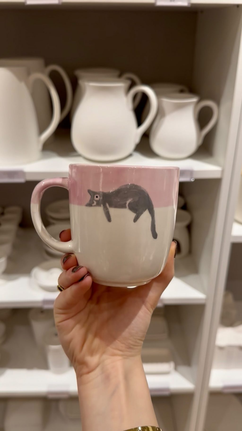 Instagram post from lamooikeramik. This post is in position 8.