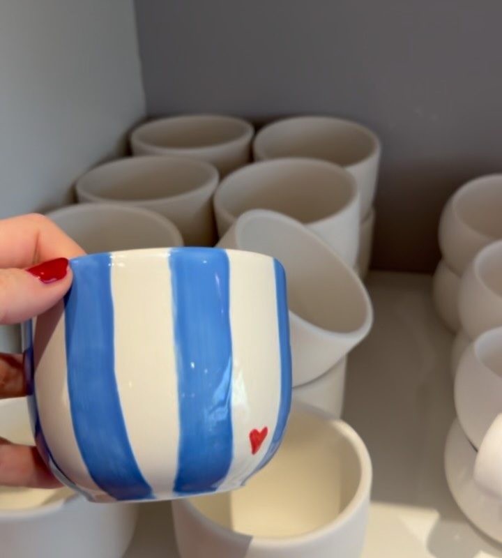 Instagram post from lamooikeramik. This post is in position 4.