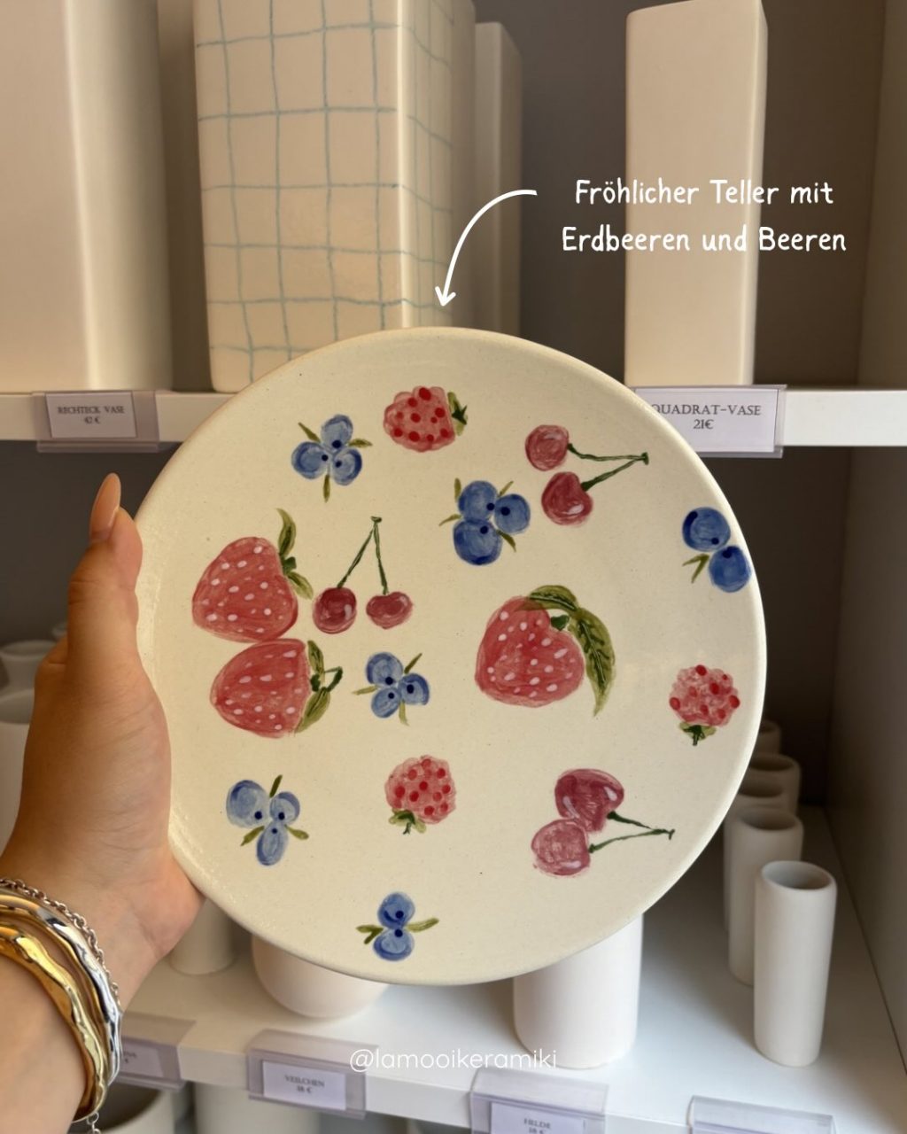 Instagram post from lamooikeramik. This post is in position 3.