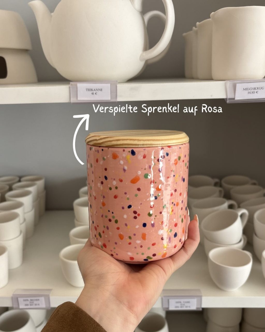 Instagram post from lamooikeramik. This post is in position 4.