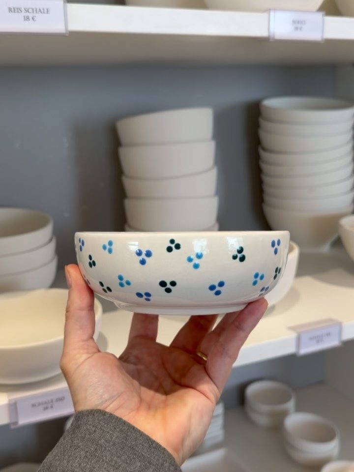 Instagram post from lamooikeramik. This post is in position 6.