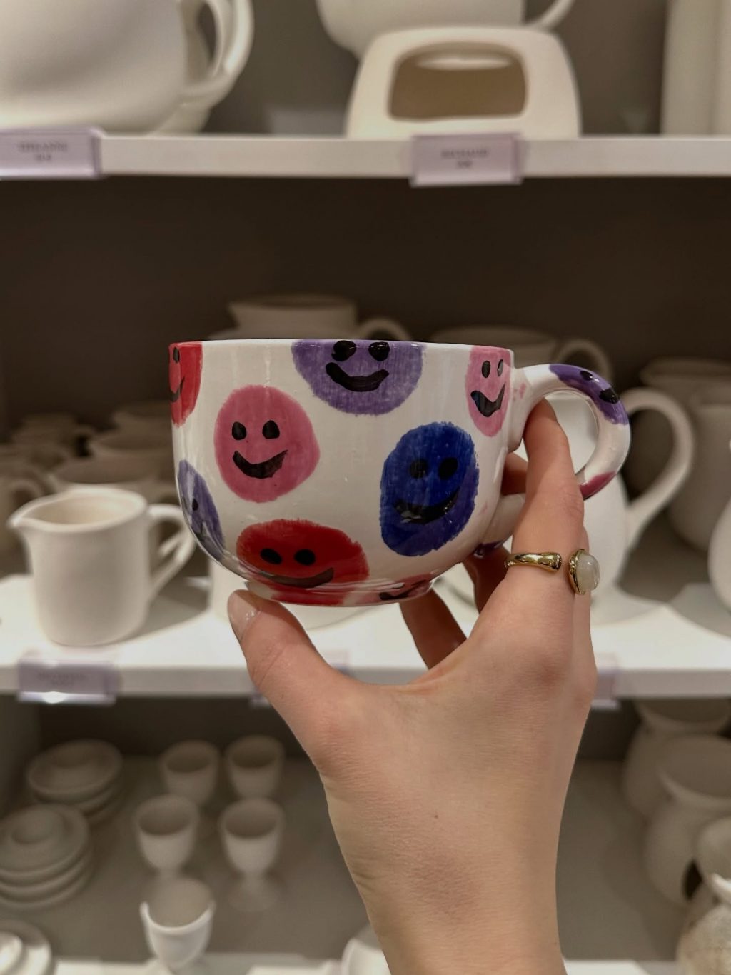 Instagram post from lamooikeramik. This post is in position 3.