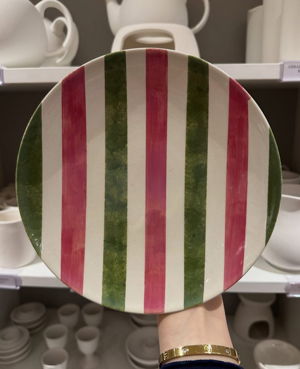 Instagram post from lamooikeramik. This post is in position 6.