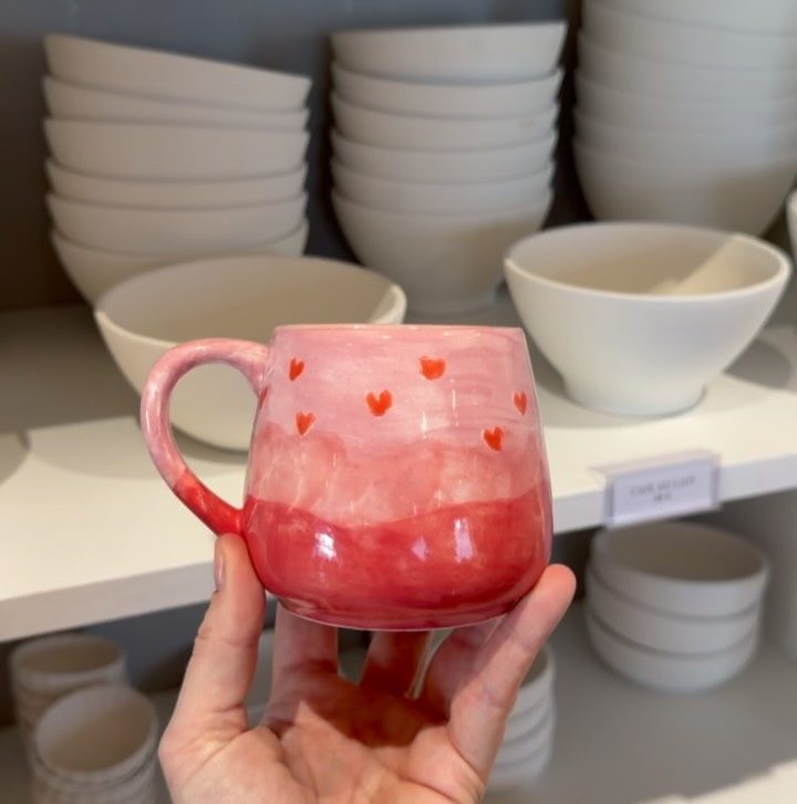 Instagram post from lamooikeramik. This post is in position 4.