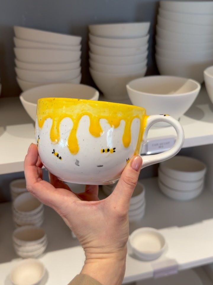 Instagram post from lamooikeramik. This post is in position 1.