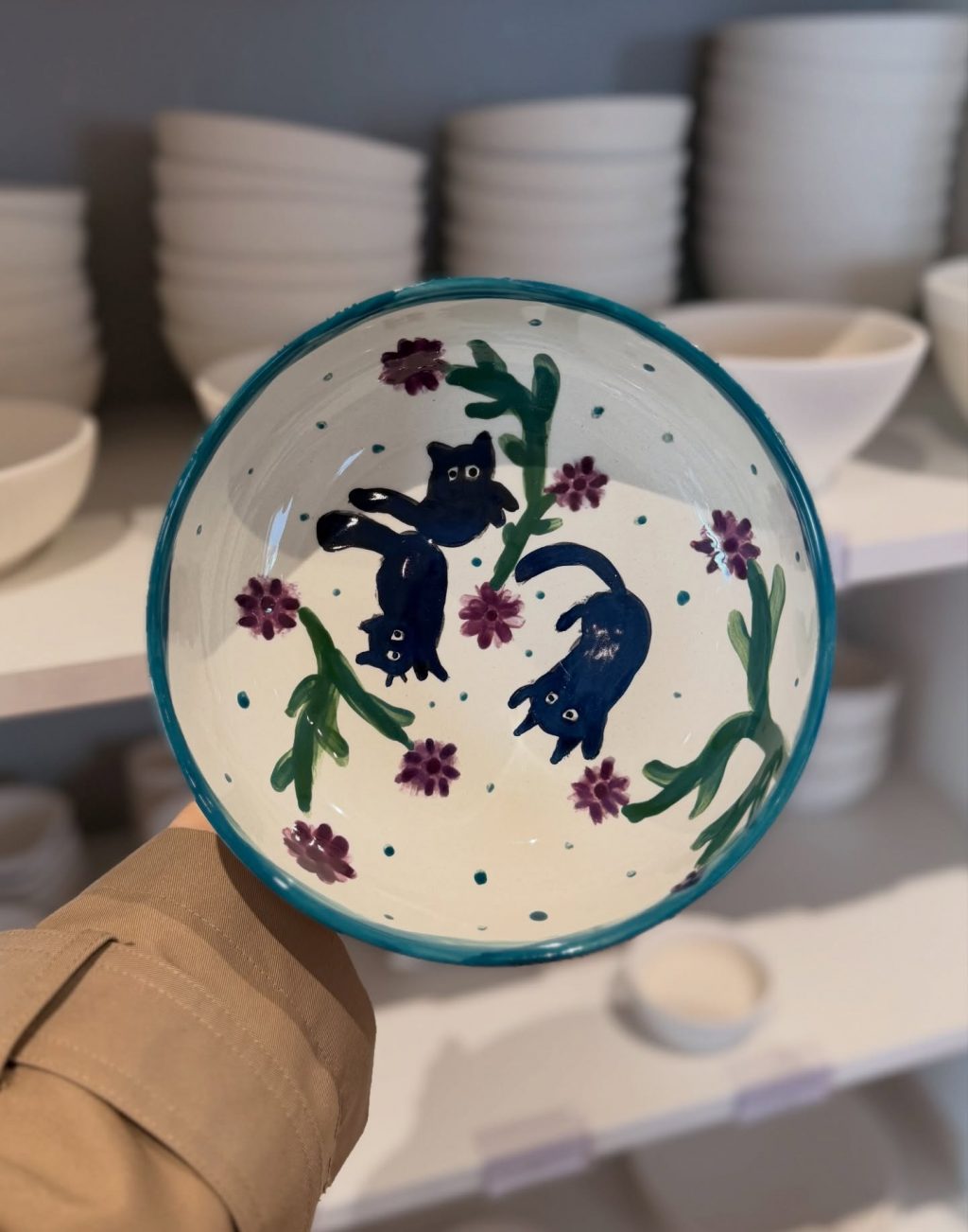 Instagram post from lamooikeramik. This post is in position 4.