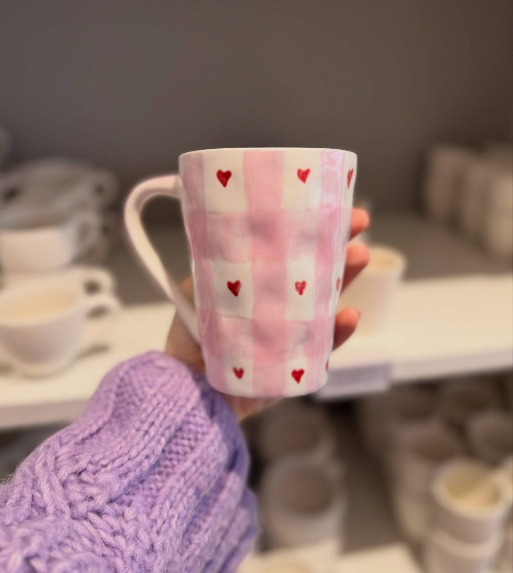 Instagram post from lamooikeramik. This post is in position 2.