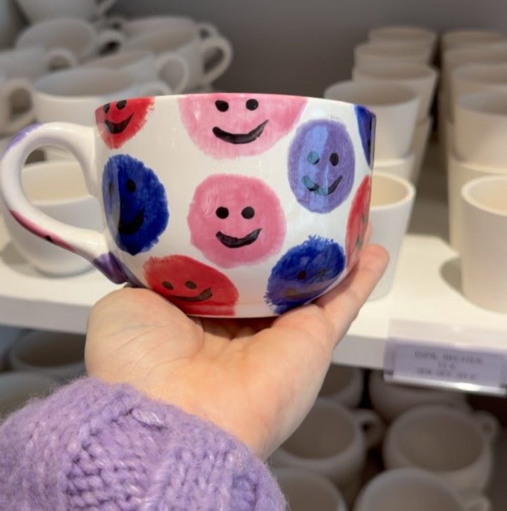 Instagram post from lamooikeramik. This post is in position 9.