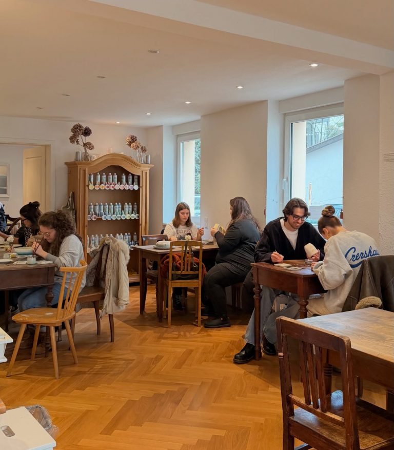 Instagram post from lamooikeramik. This post is in position 1.